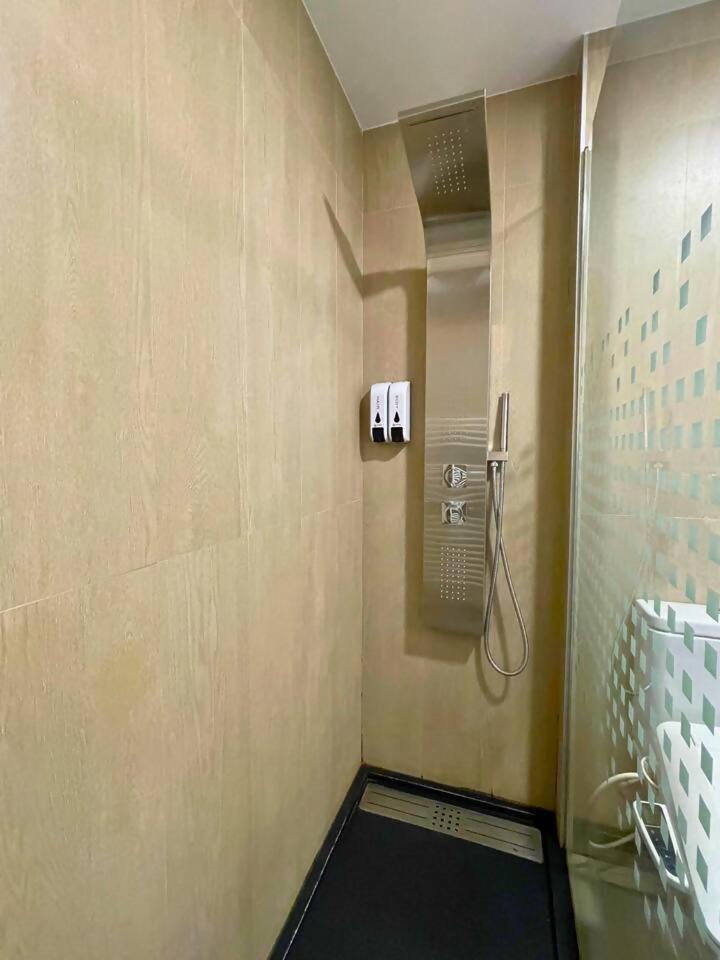 Home4U Apartamento Con Cochera Гранада Екстер'єр фото