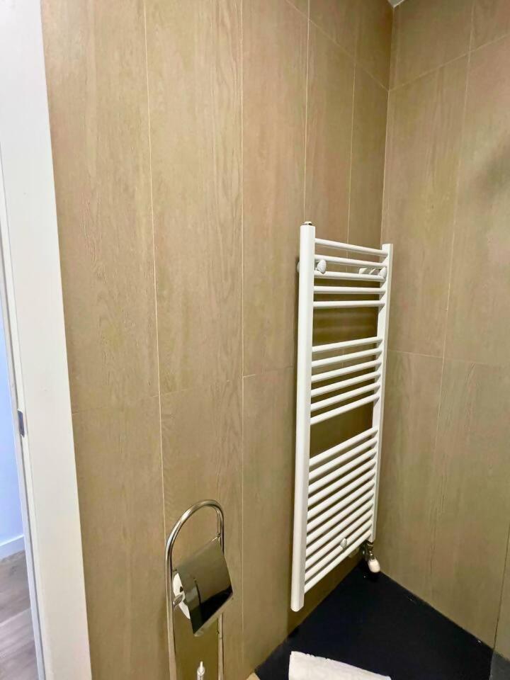 Home4U Apartamento Con Cochera Гранада Екстер'єр фото