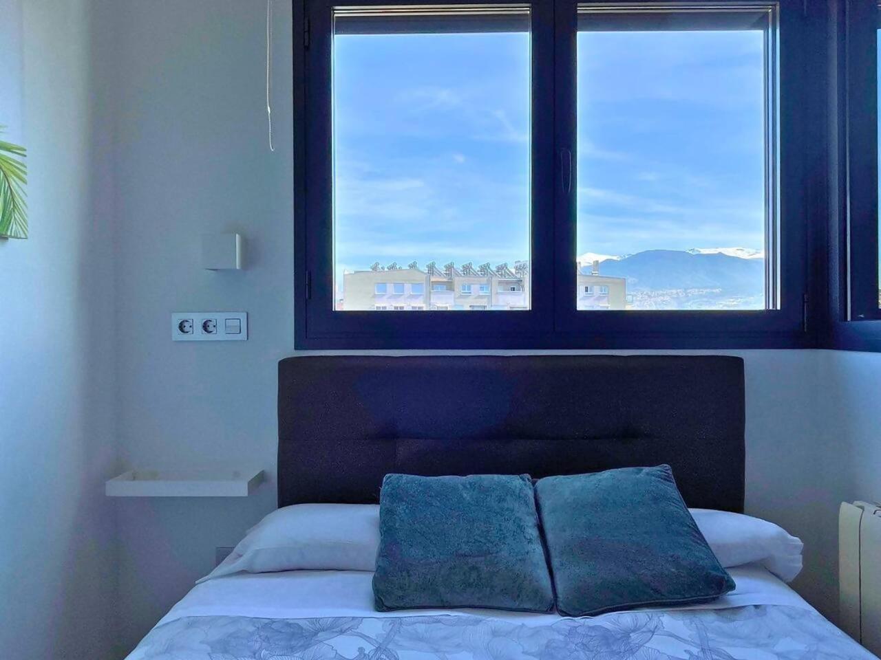 Home4U Apartamento Con Cochera Гранада Екстер'єр фото